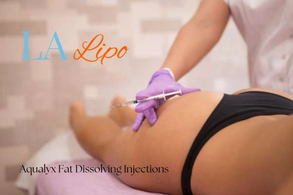 Woman having fat dissolving injections Streatham on thighs