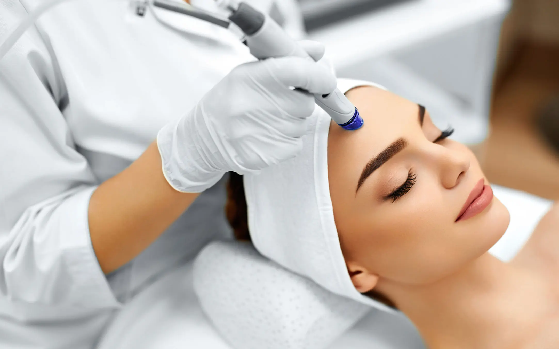 What Is Collagen Lift Therapy and How Can It Help Ageing, Loose Skin Streatham?